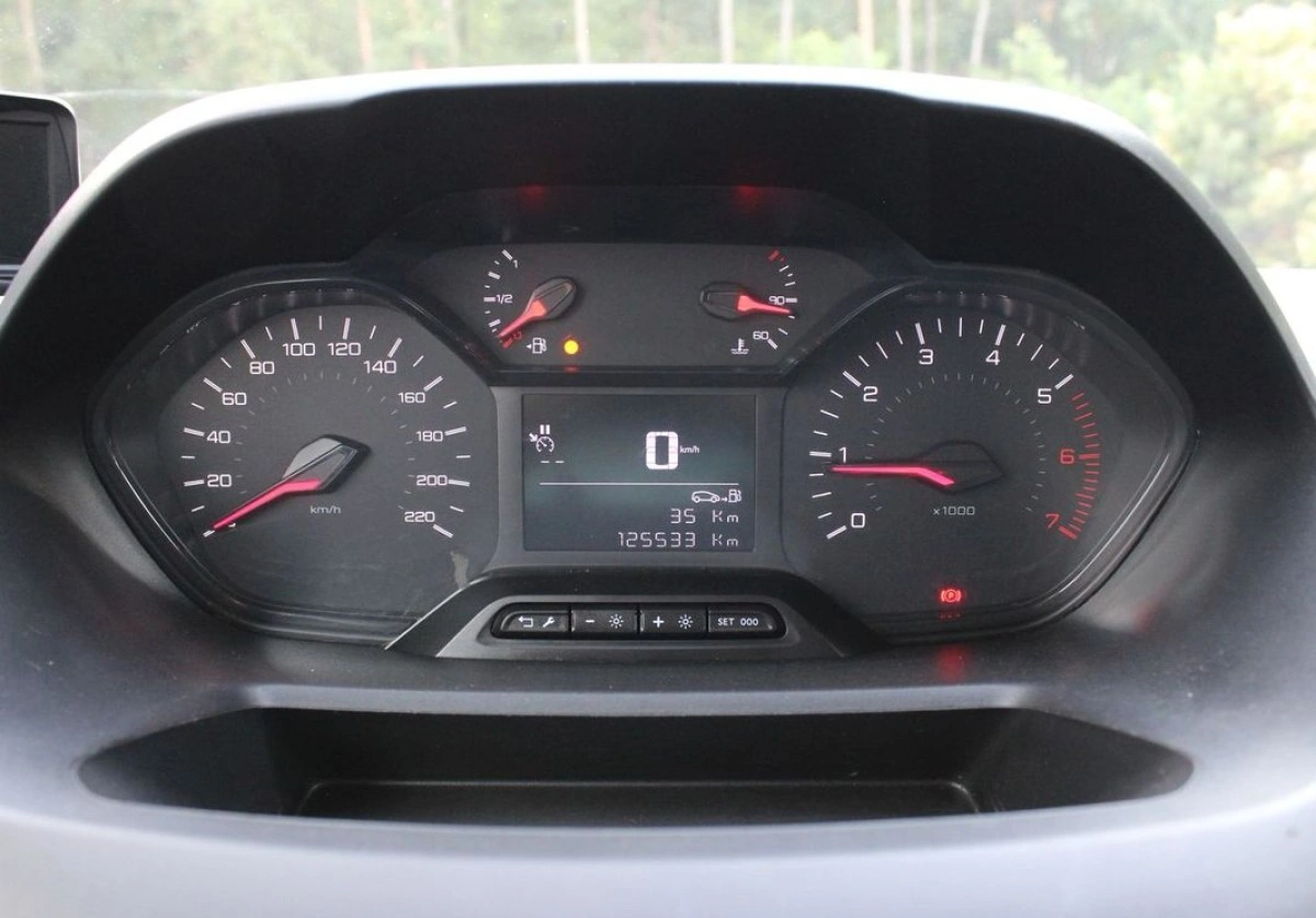 Peugeot Partner - Zdjęcie 9