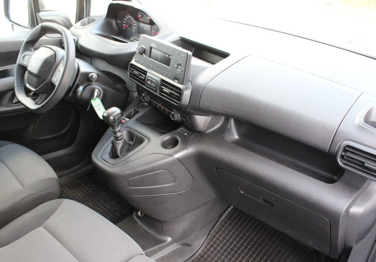 Peugeot Partner - Zdjęcie 10