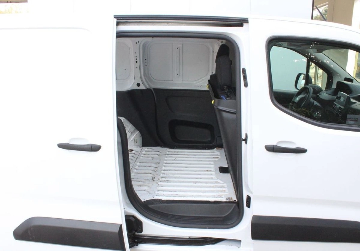 Peugeot Partner - Zdjęcie 11