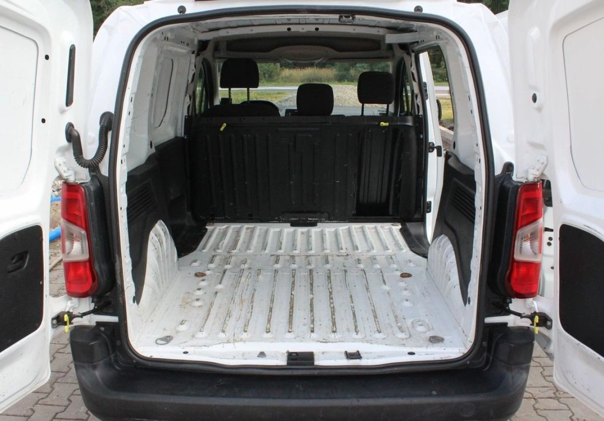 Peugeot Partner - Zdjęcie 13