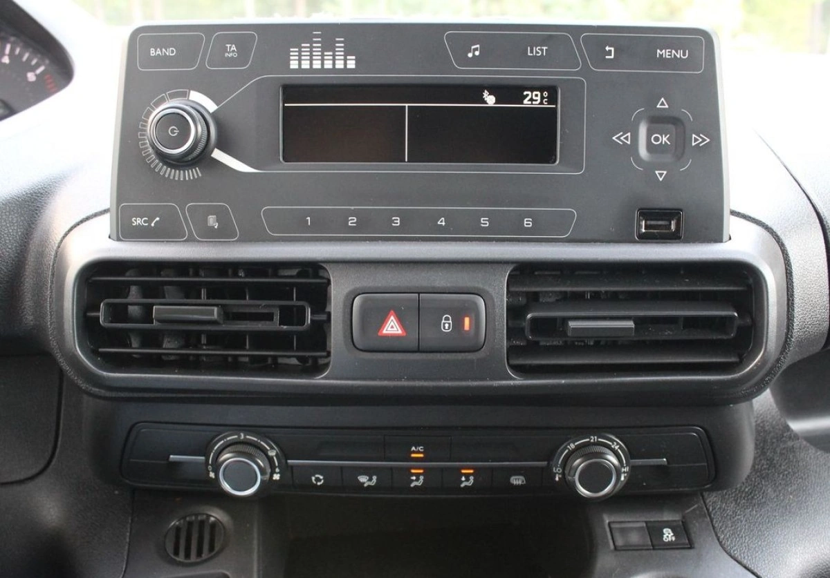 Peugeot Partner - Zdjęcie 14