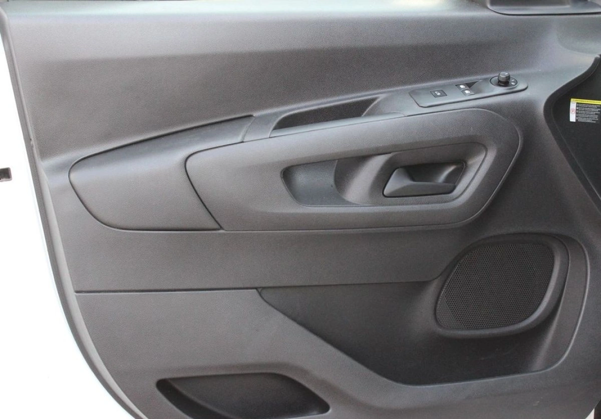 Peugeot Partner - Zdjęcie 16