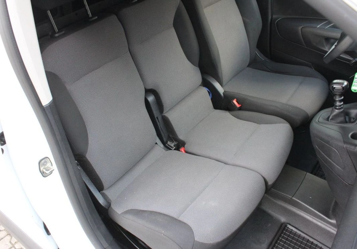 Peugeot Partner - Zdjęcie 17