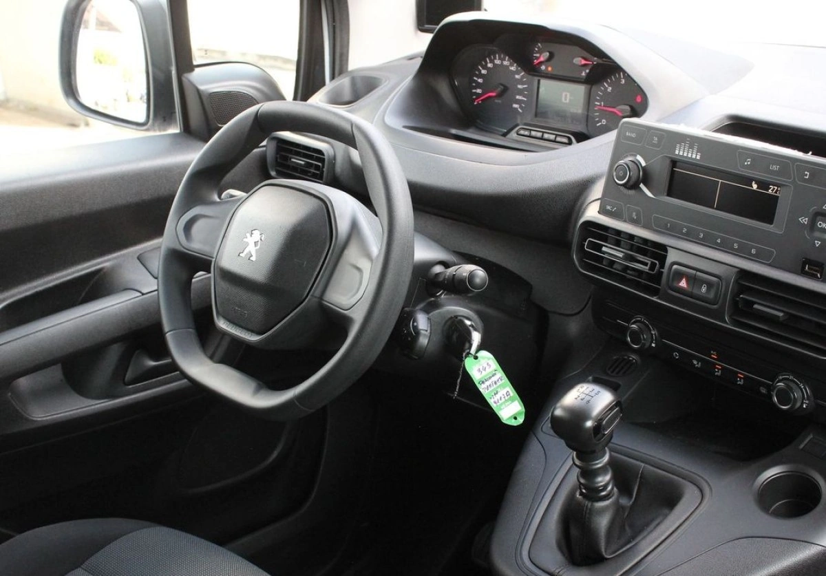 Peugeot Partner - Zdjęcie 21