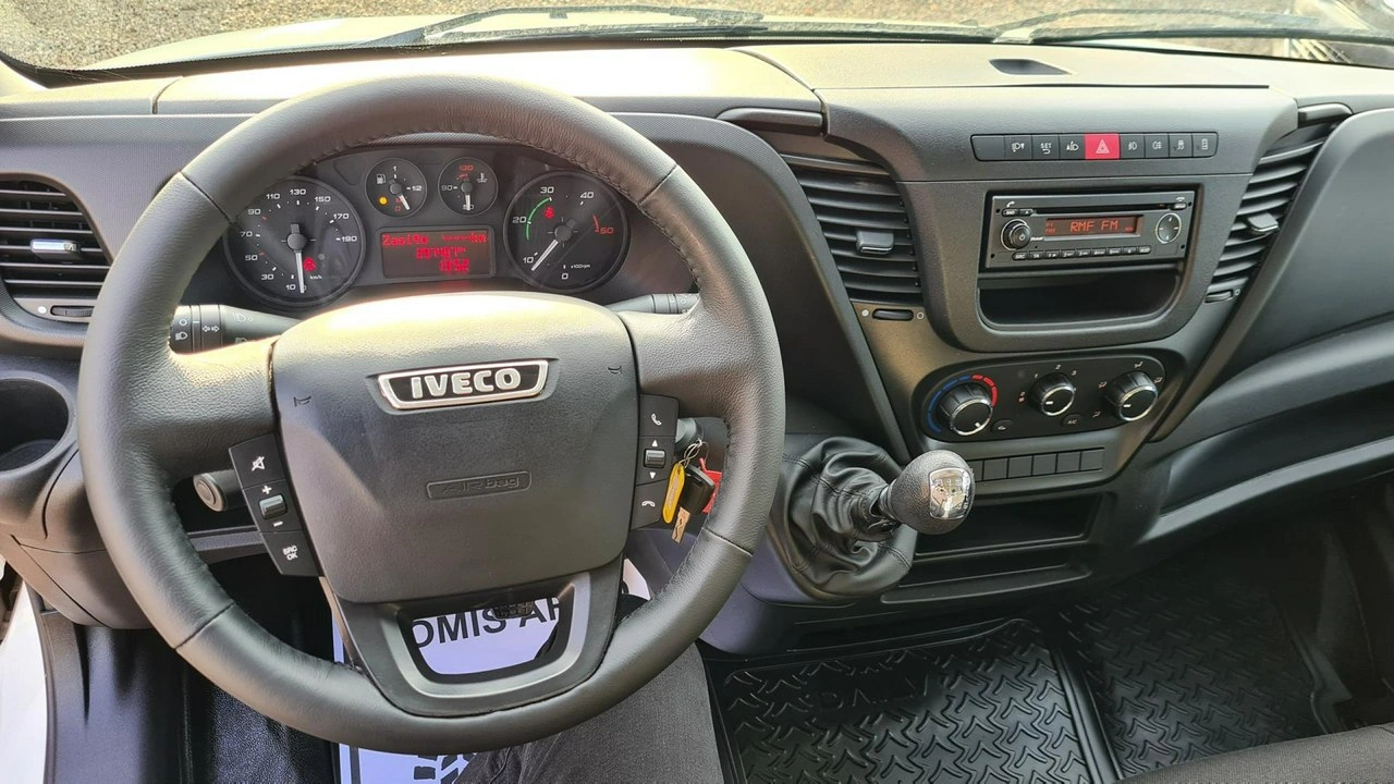 Iveco Daily - Zdjęcie 9