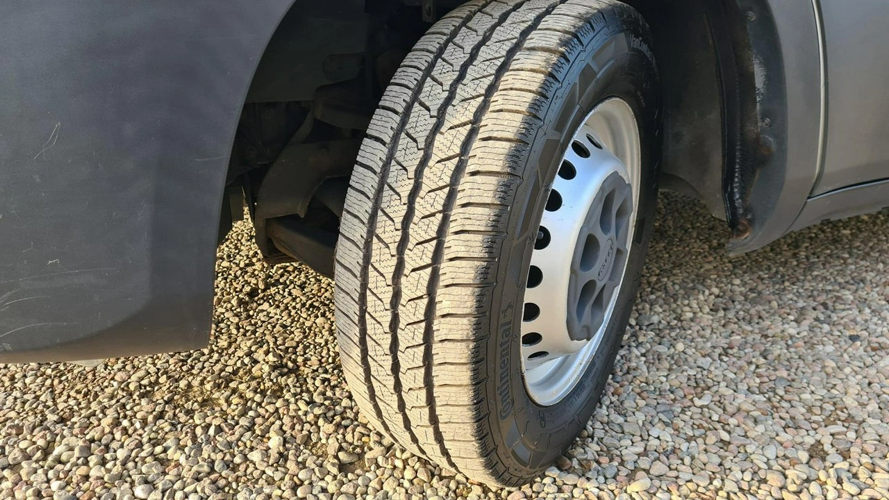 Iveco Daily - Zdjęcie 15