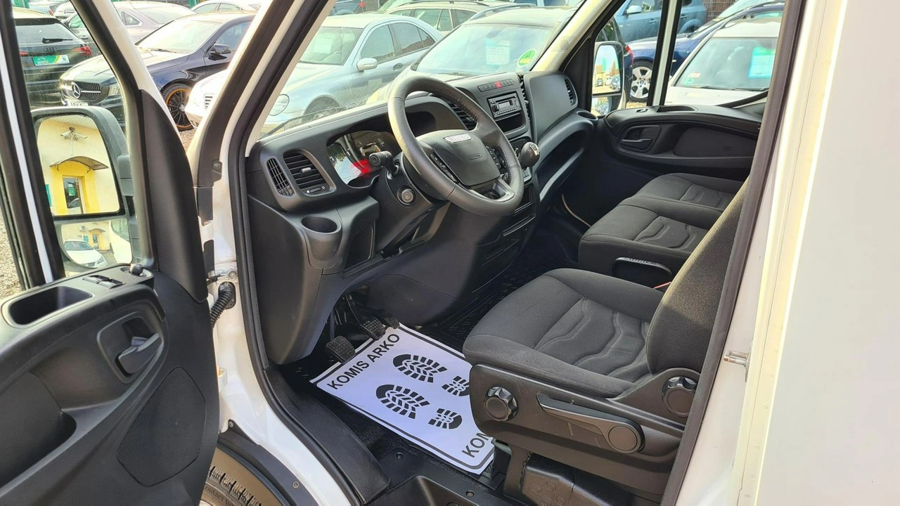 Iveco Daily - Zdjęcie 8