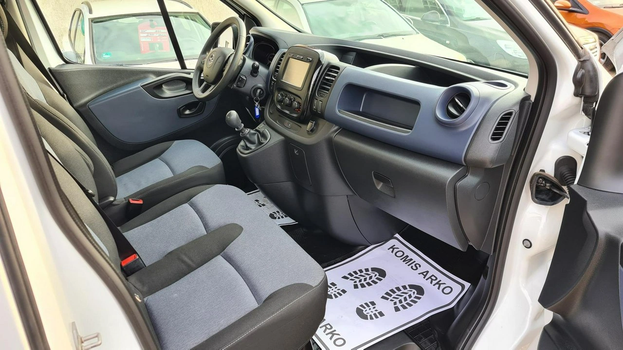 Opel Vivaro - Zdjęcie 11