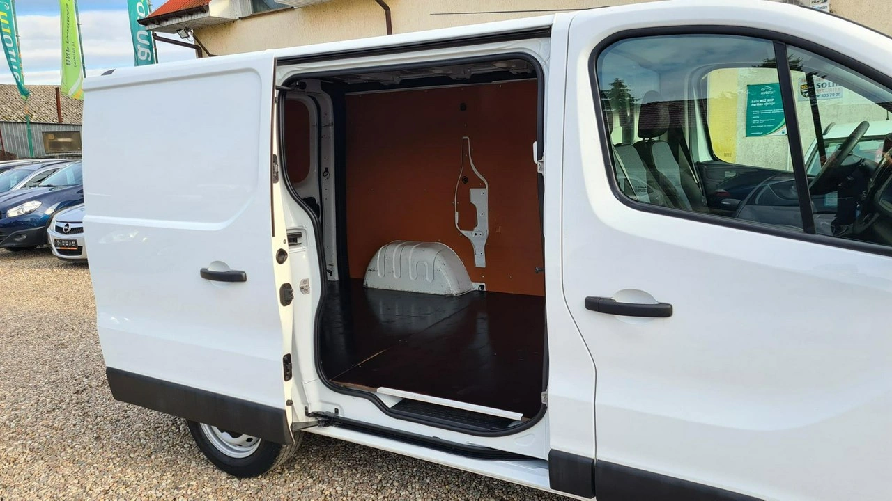 Opel Vivaro - Zdjęcie 12