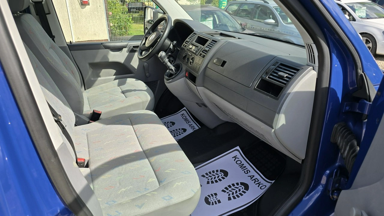 Volkswagen Transporter - Zdjęcie 12
