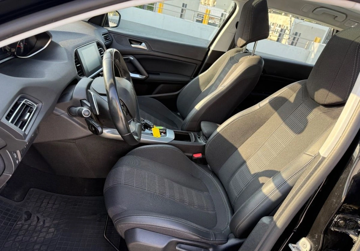 Peugeot 308 - Zdjęcie 14