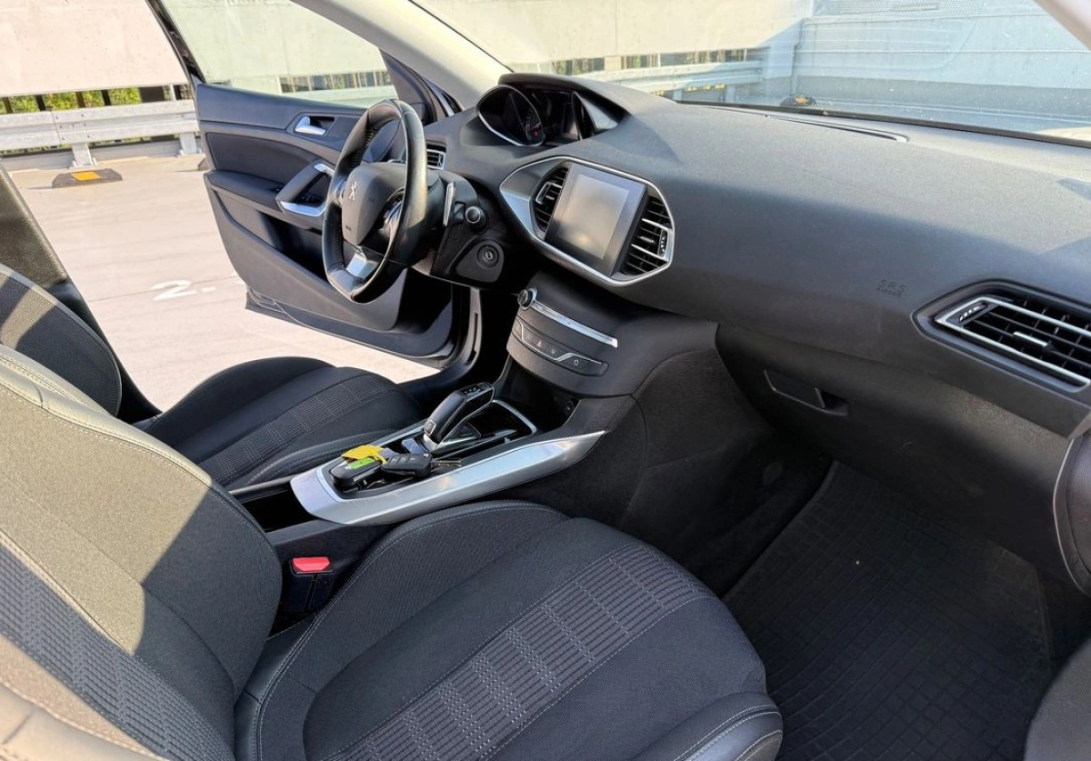 Peugeot 308 - Zdjęcie 16