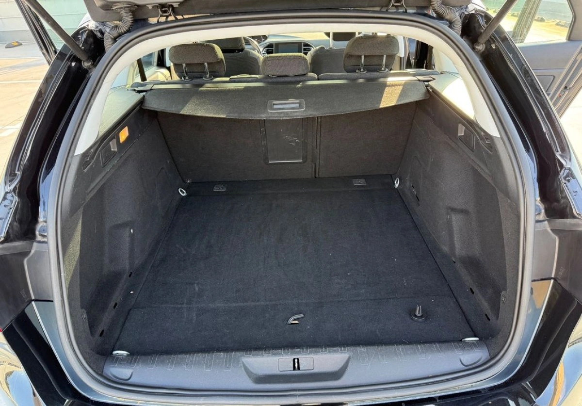 Peugeot 308 - Zdjęcie 27