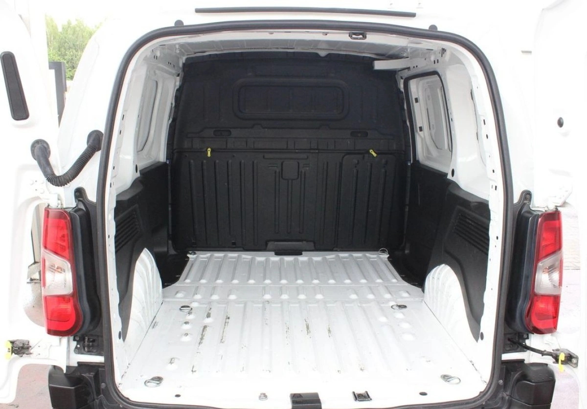 Peugeot Partner - Zdjęcie 10