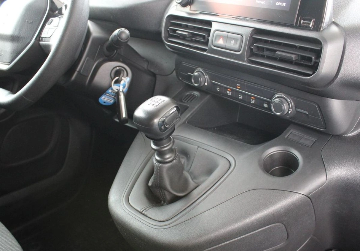 Peugeot Partner - Zdjęcie 15