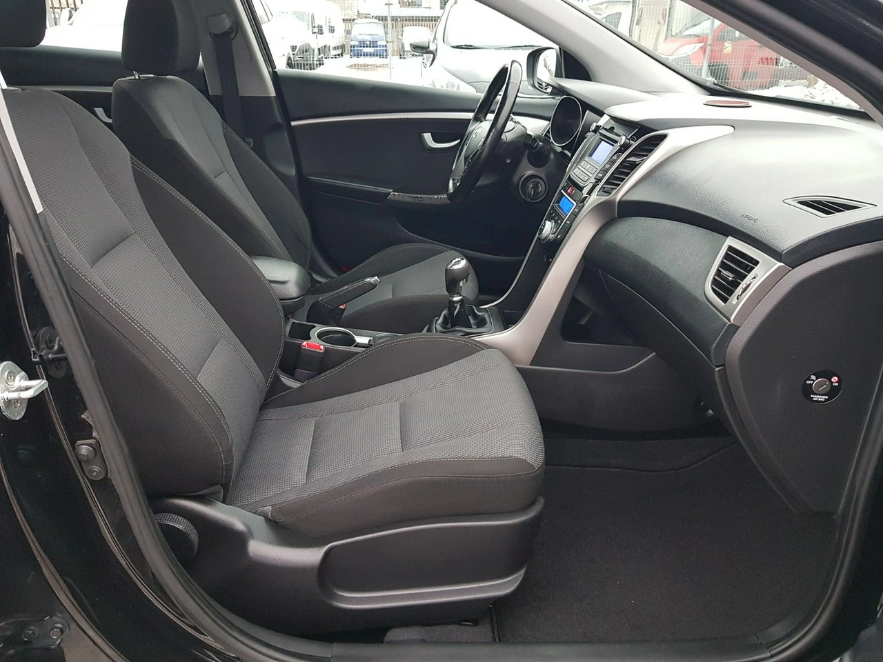 Hyundai i30 - Zdjęcie 16