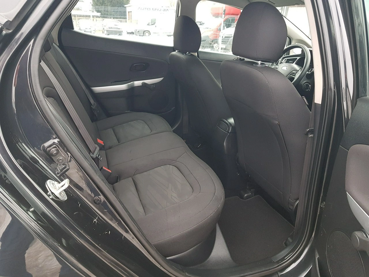 Kia Ceed - Zdjęcie 14