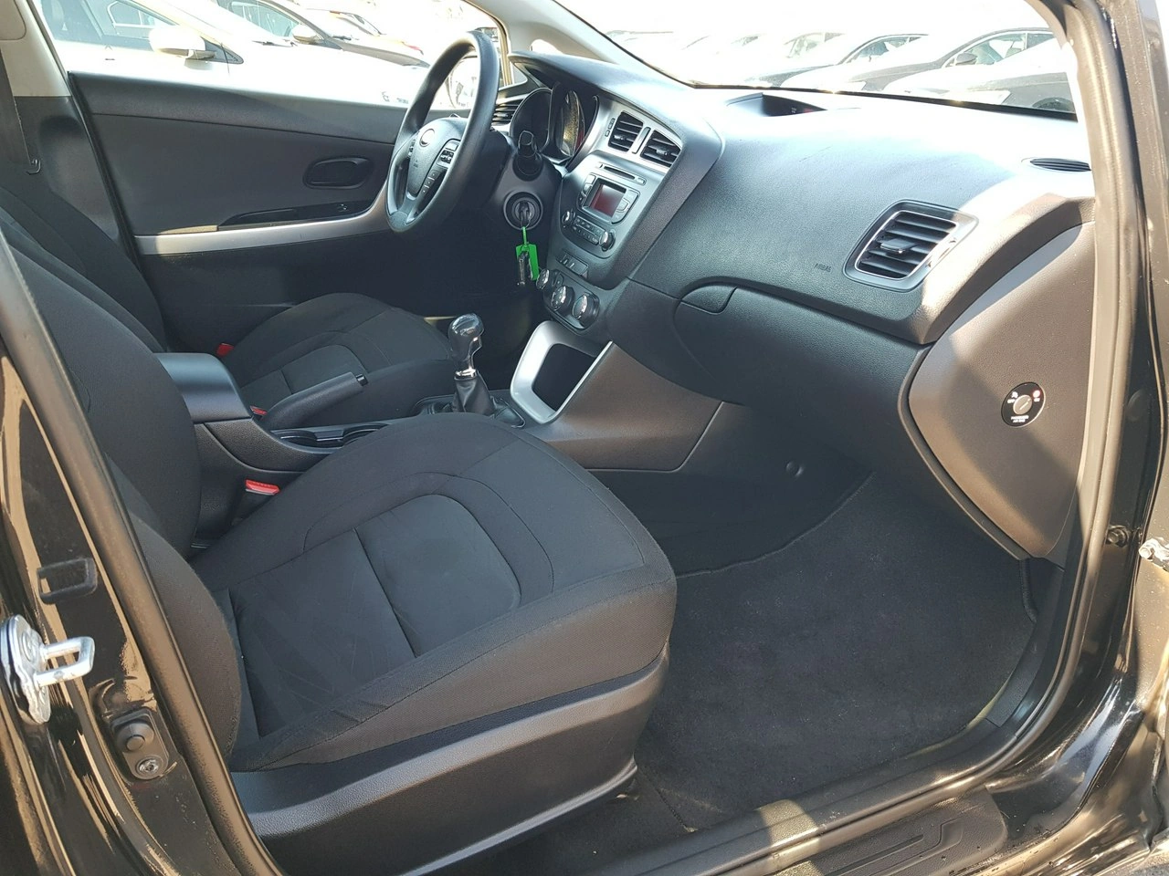 Kia Ceed - Zdjęcie 15