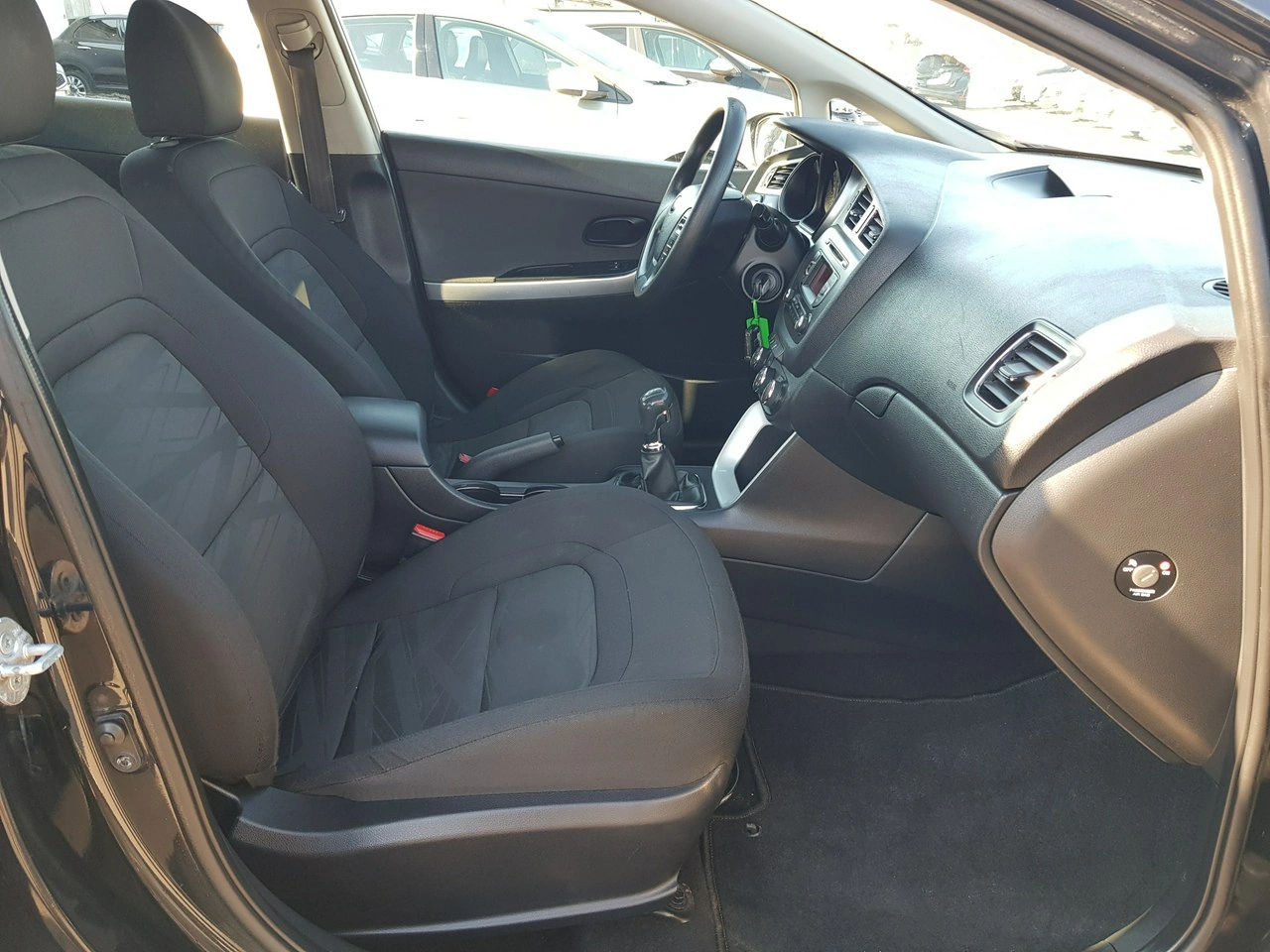 Kia Ceed - Zdjęcie 16