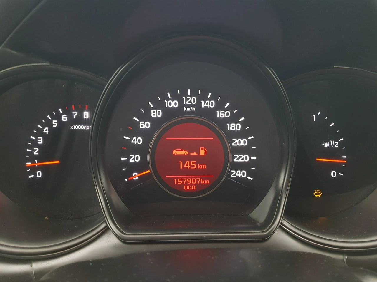 Kia Ceed - Zdjęcie 19