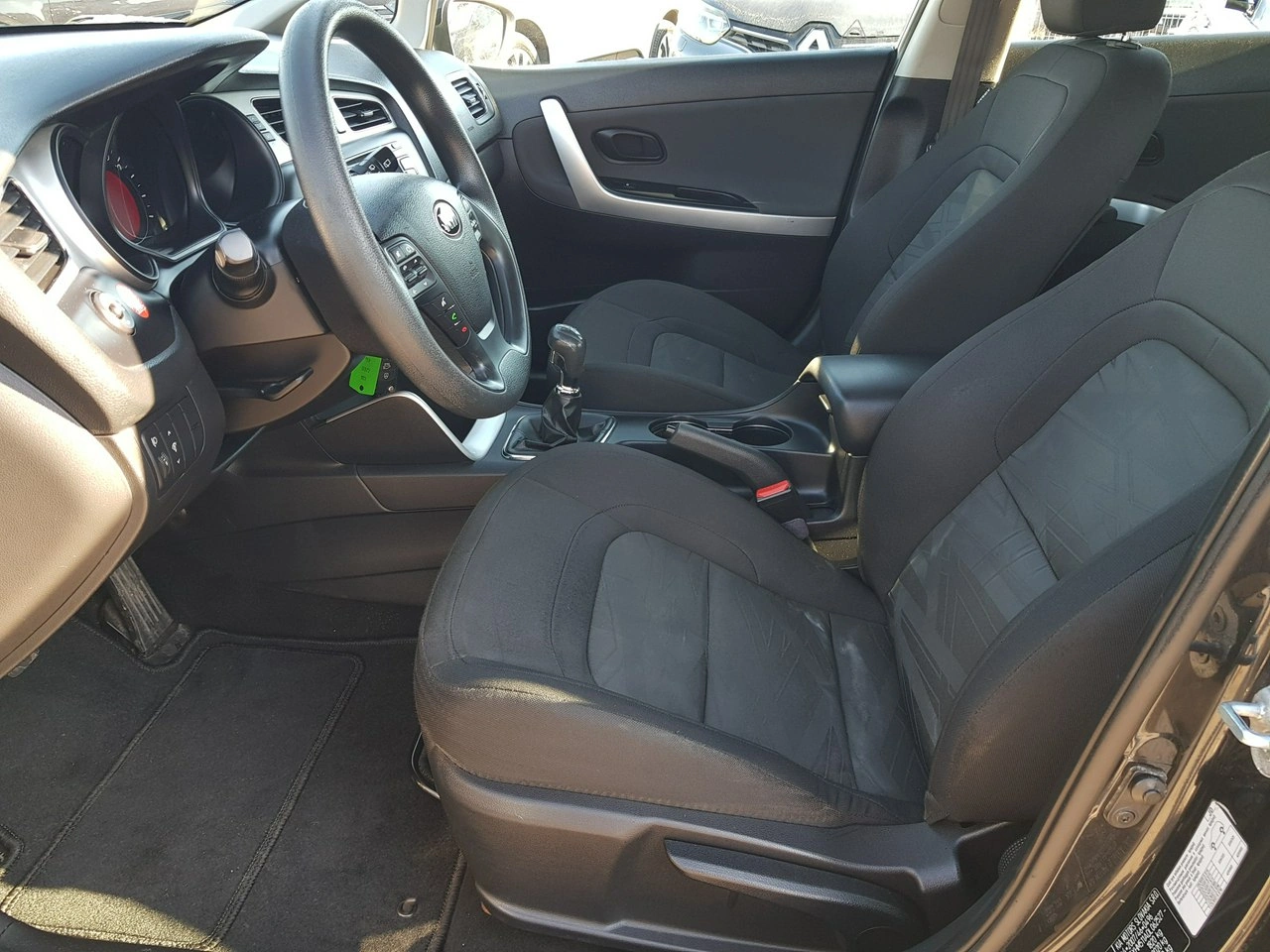 Kia Ceed - Zdjęcie 8