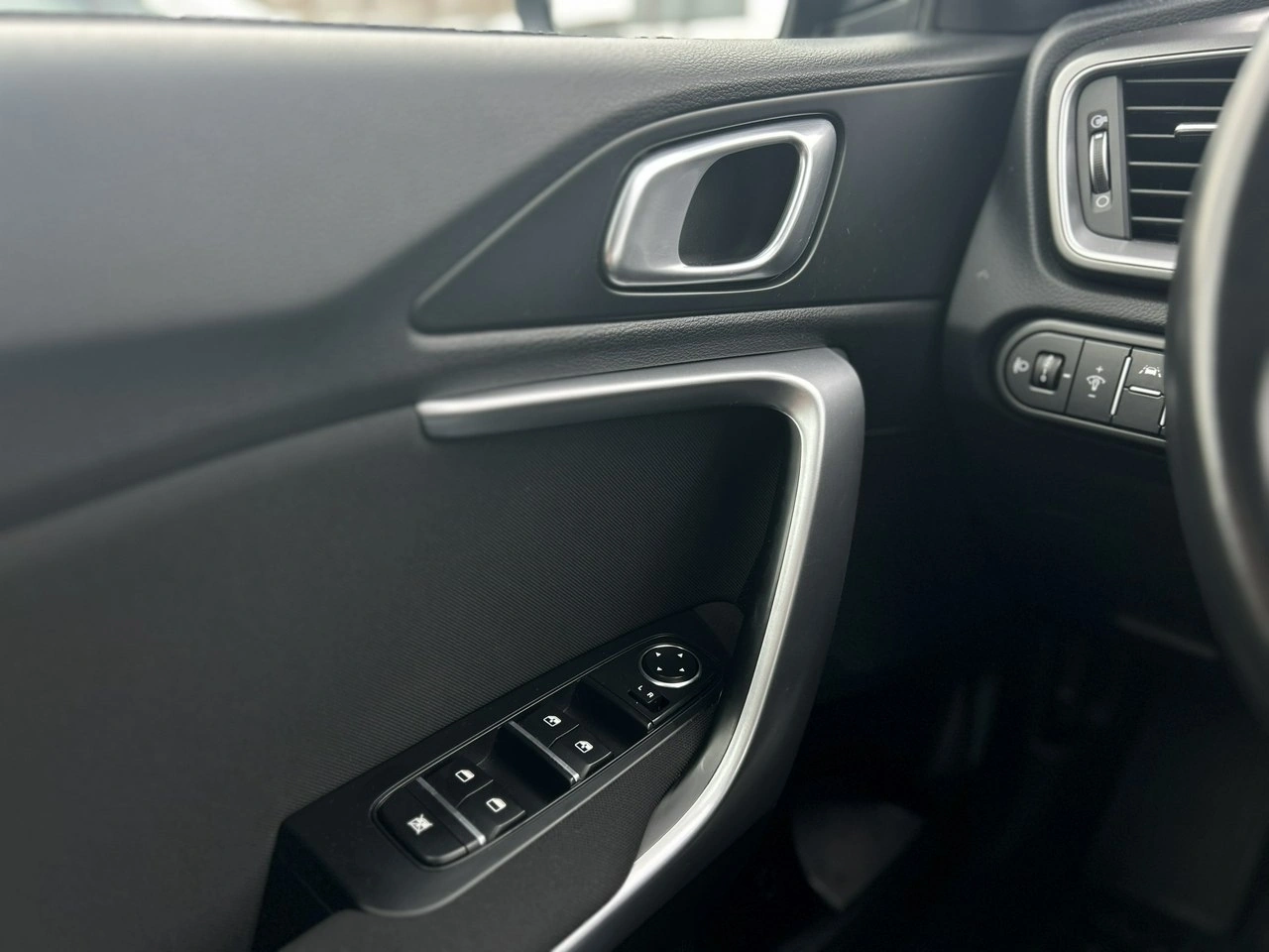 Kia XCeed - Zdjęcie 30