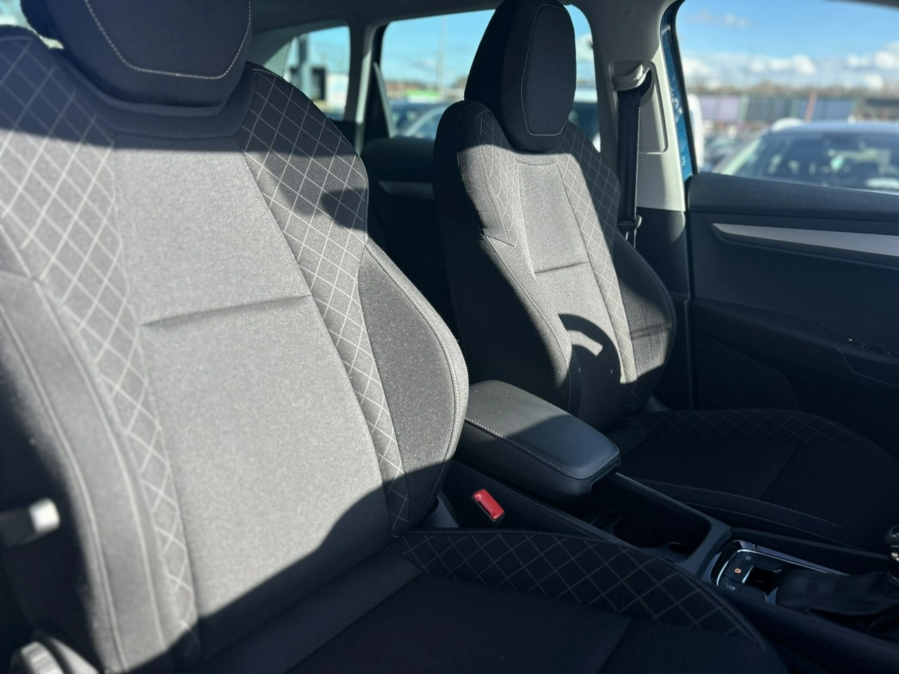 Skoda Karoq - Zdjęcie 11