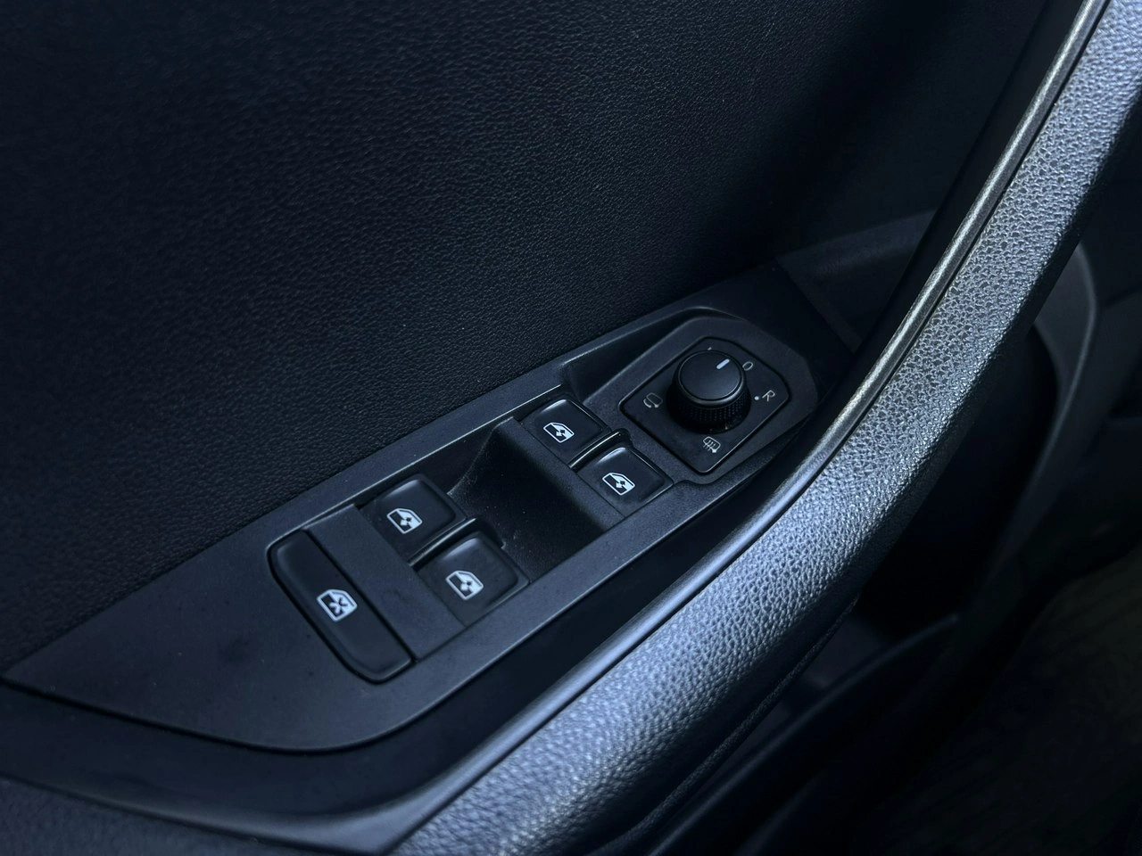 Skoda Karoq - Zdjęcie 30