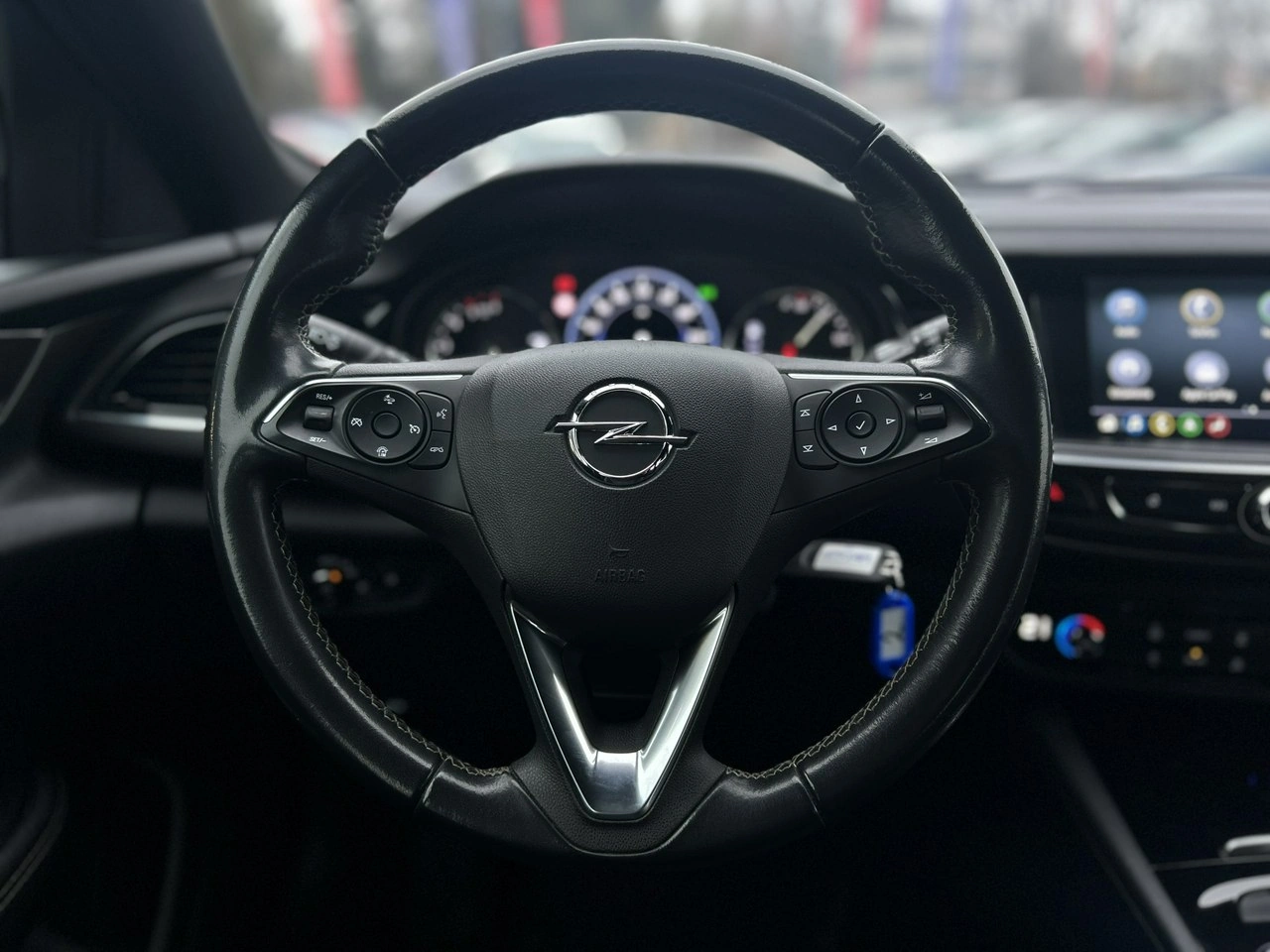 Opel Insignia - Zdjęcie 17