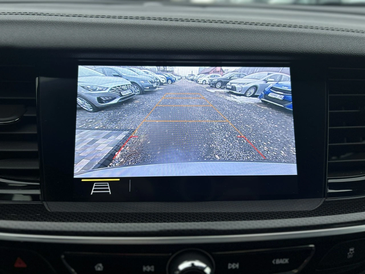 Opel Insignia - Zdjęcie 25