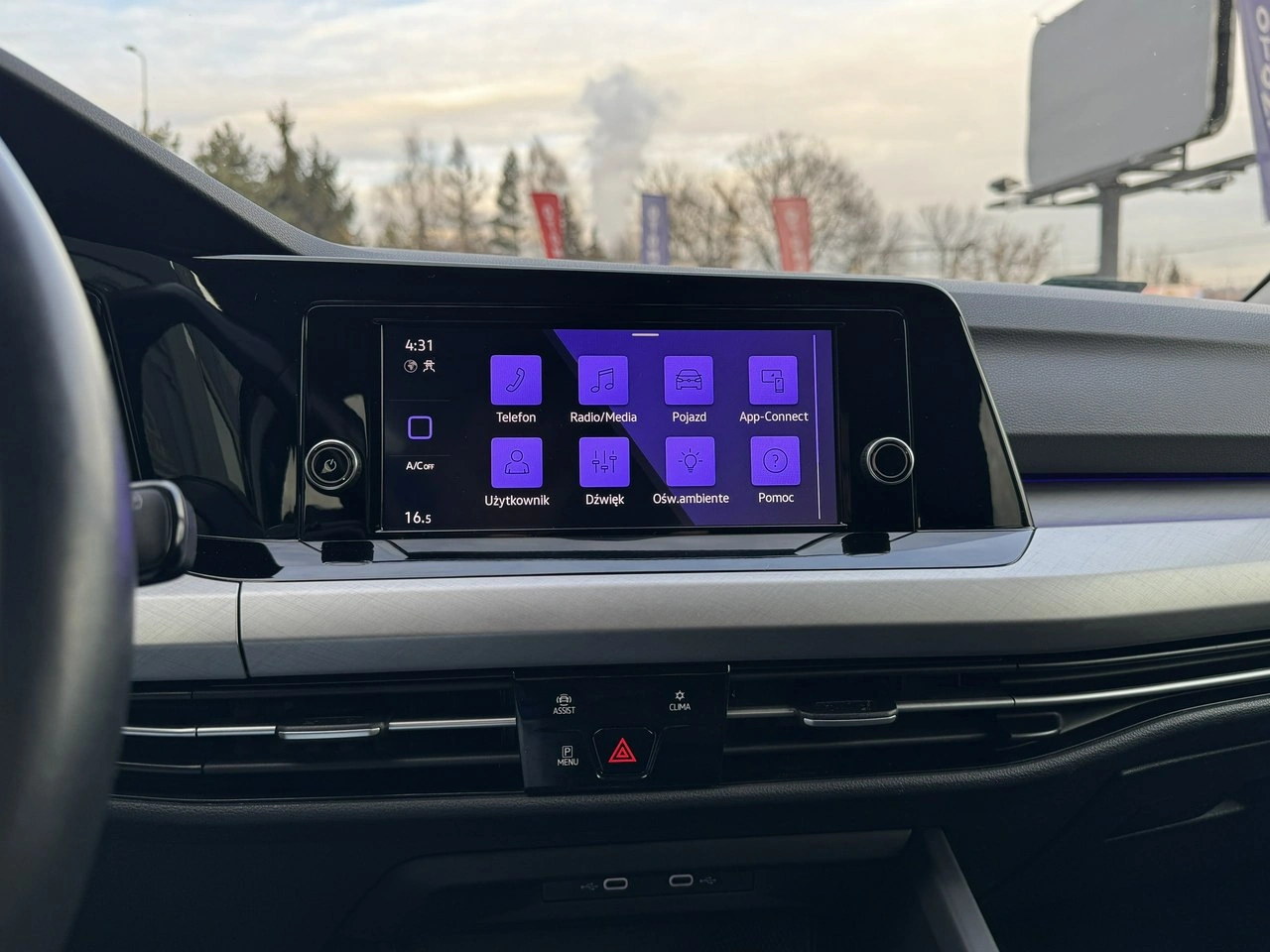 Volkswagen Golf - Zdjęcie 26