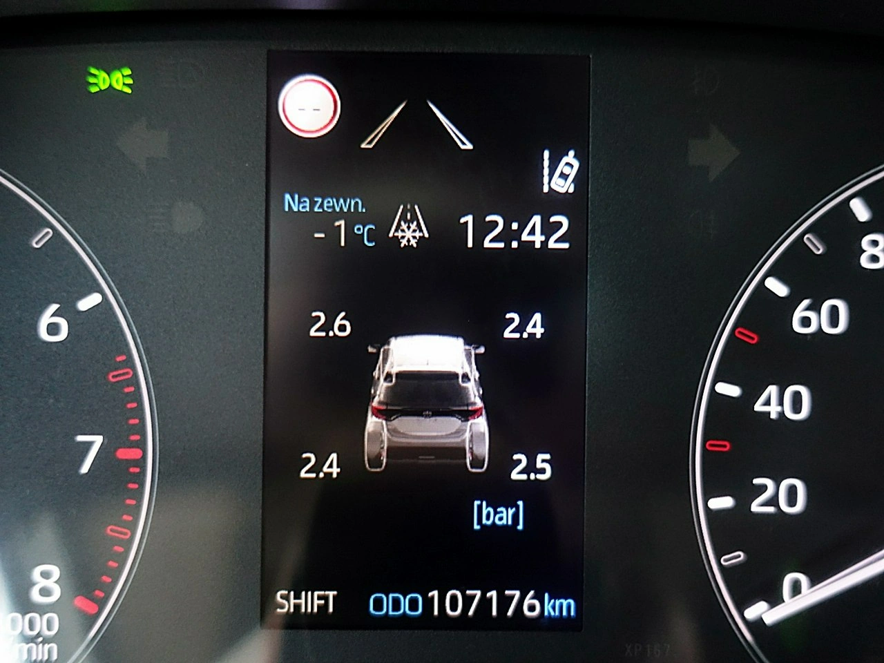 Toyota Yaris - Zdjęcie 36