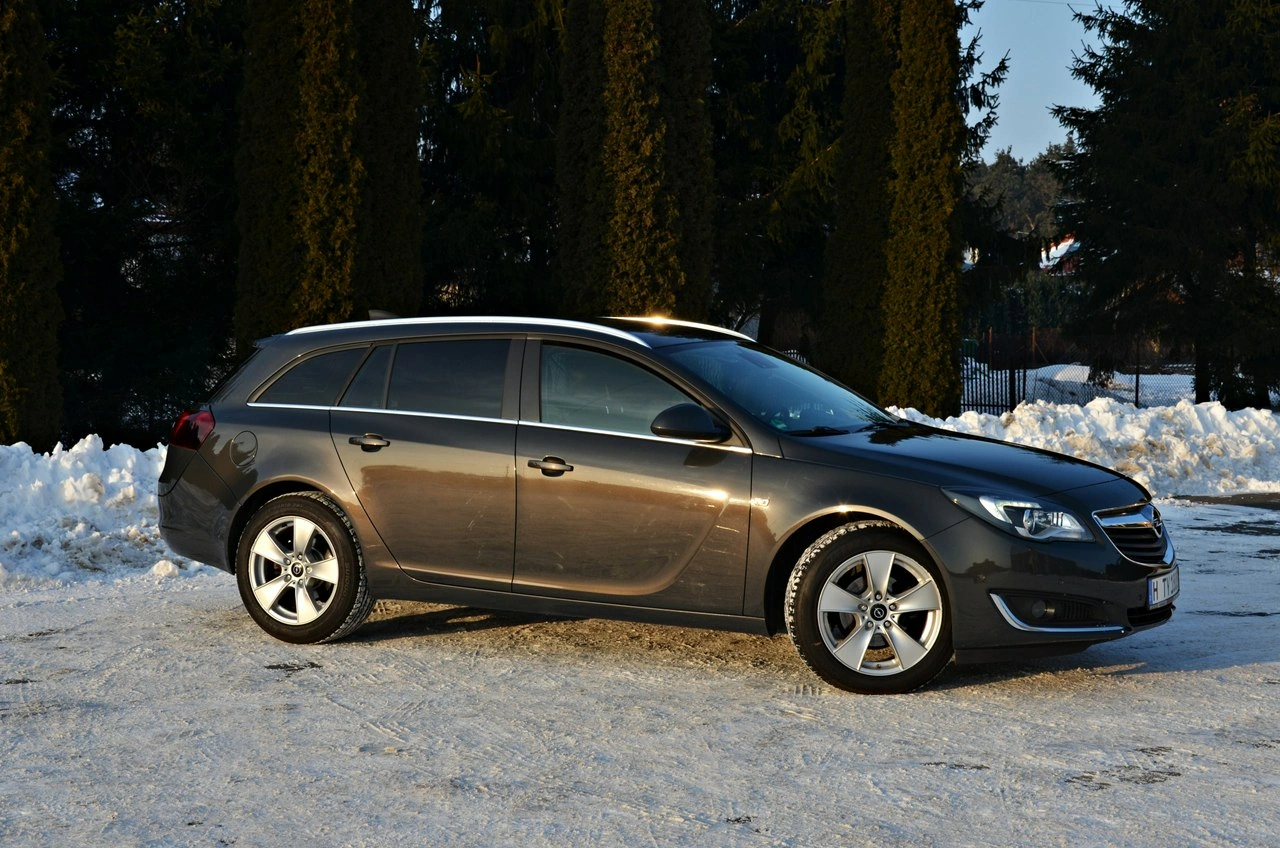 Opel Insignia - Zdjęcie 12