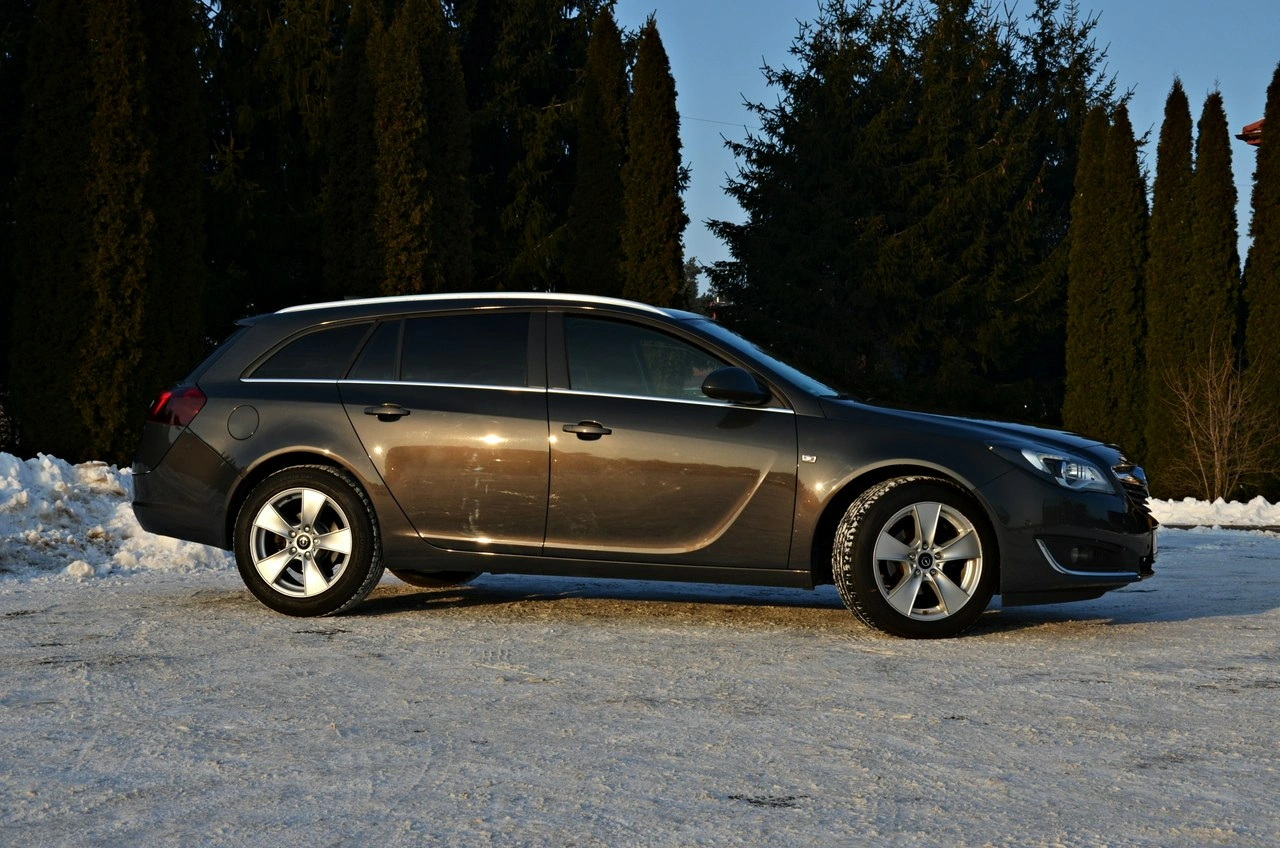 Opel Insignia - Zdjęcie 13