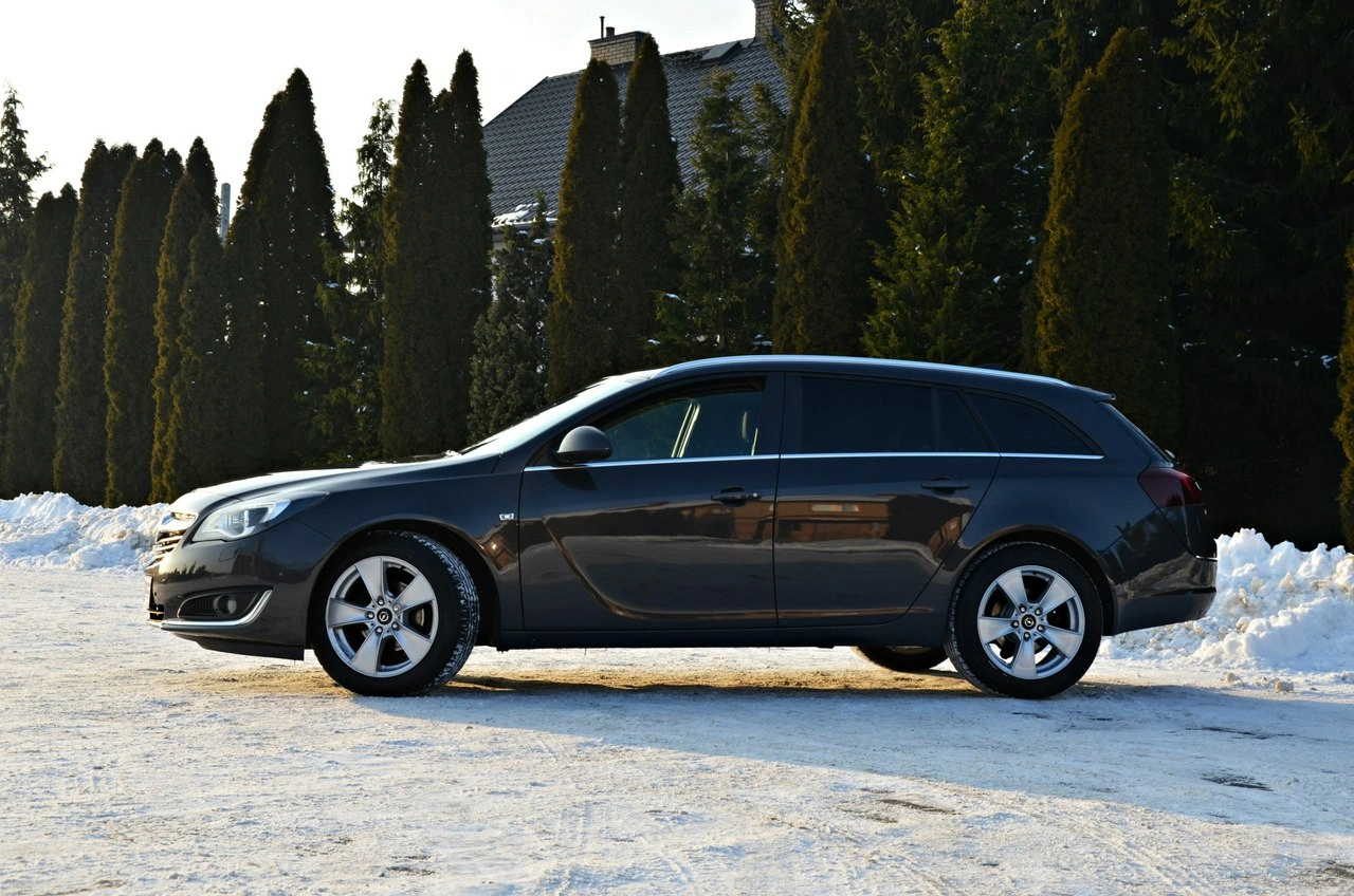 Opel Insignia - Zdjęcie 17
