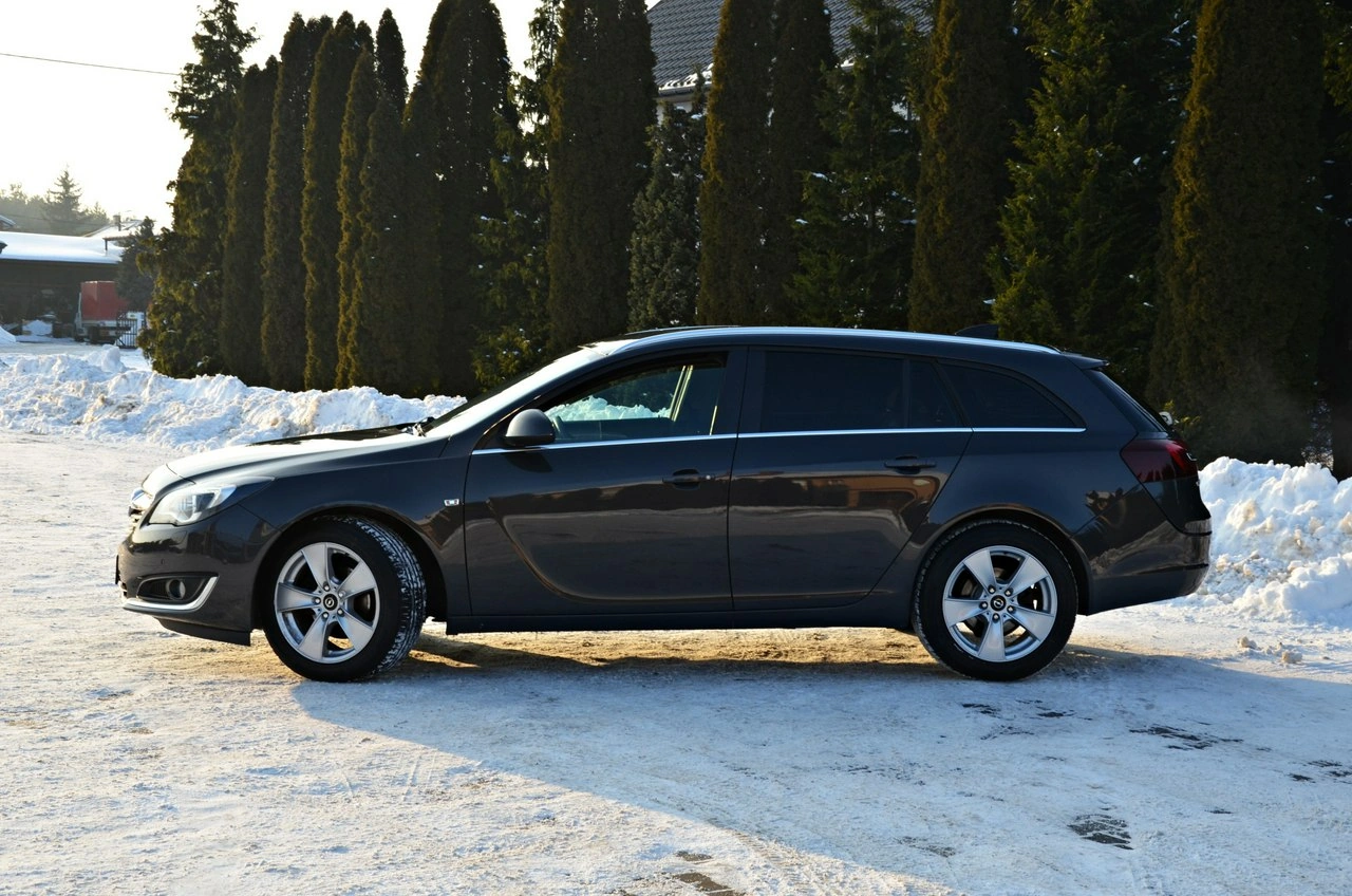 Opel Insignia - Zdjęcie 18
