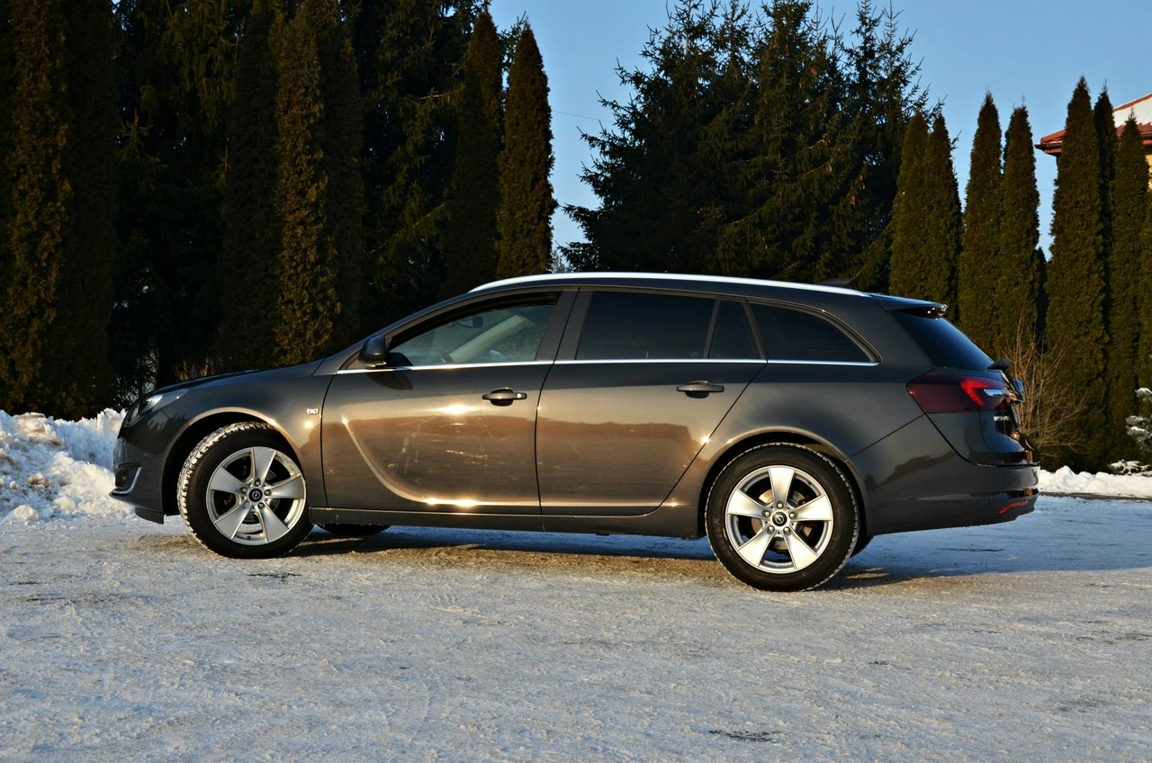Opel Insignia - Zdjęcie 21