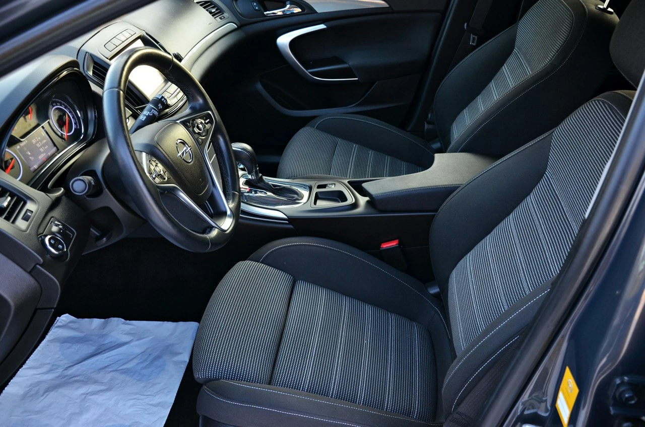 Opel Insignia - Zdjęcie 28