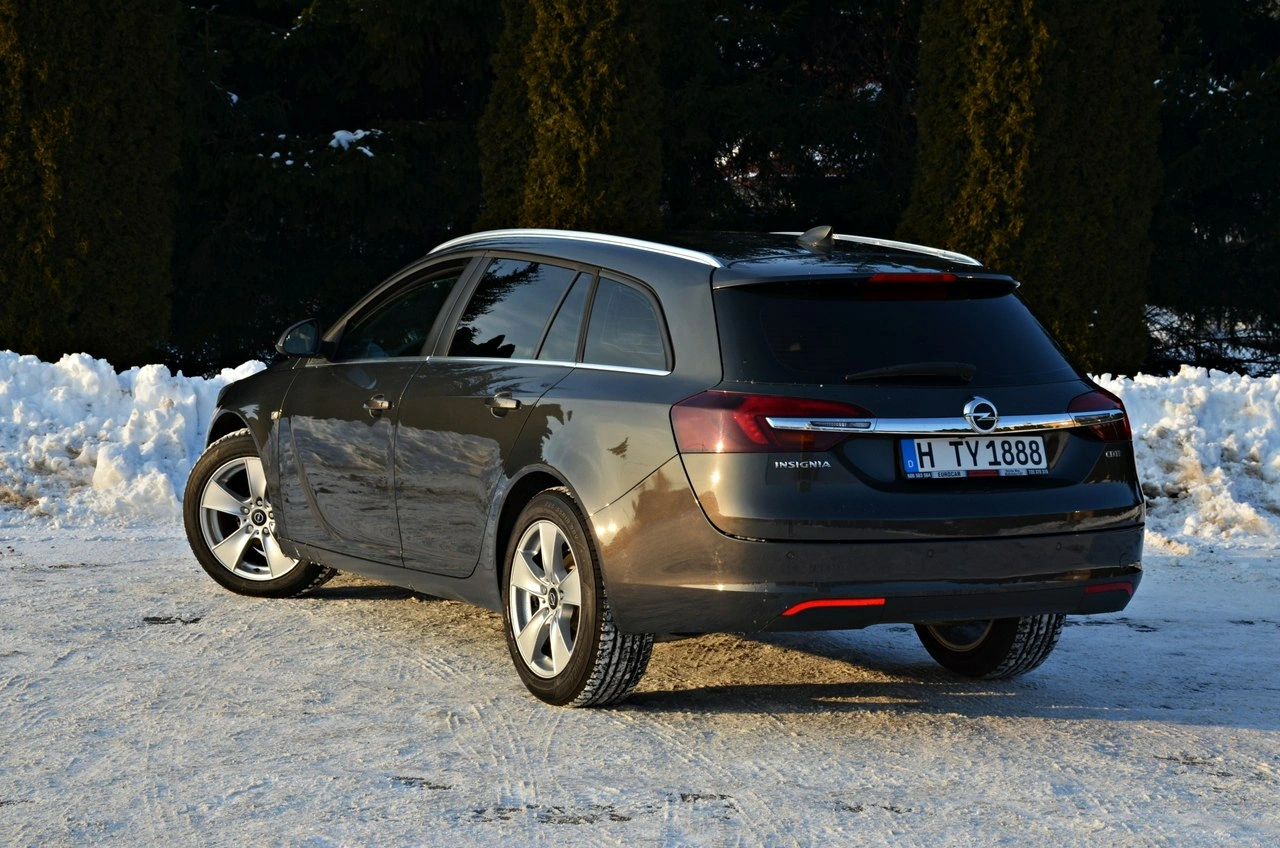 Opel Insignia - Zdjęcie 2
