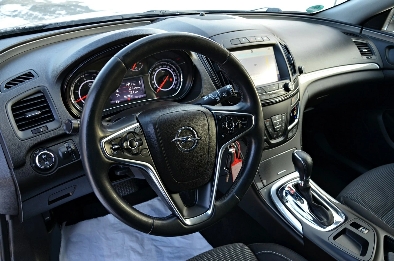 Opel Insignia - Zdjęcie 29