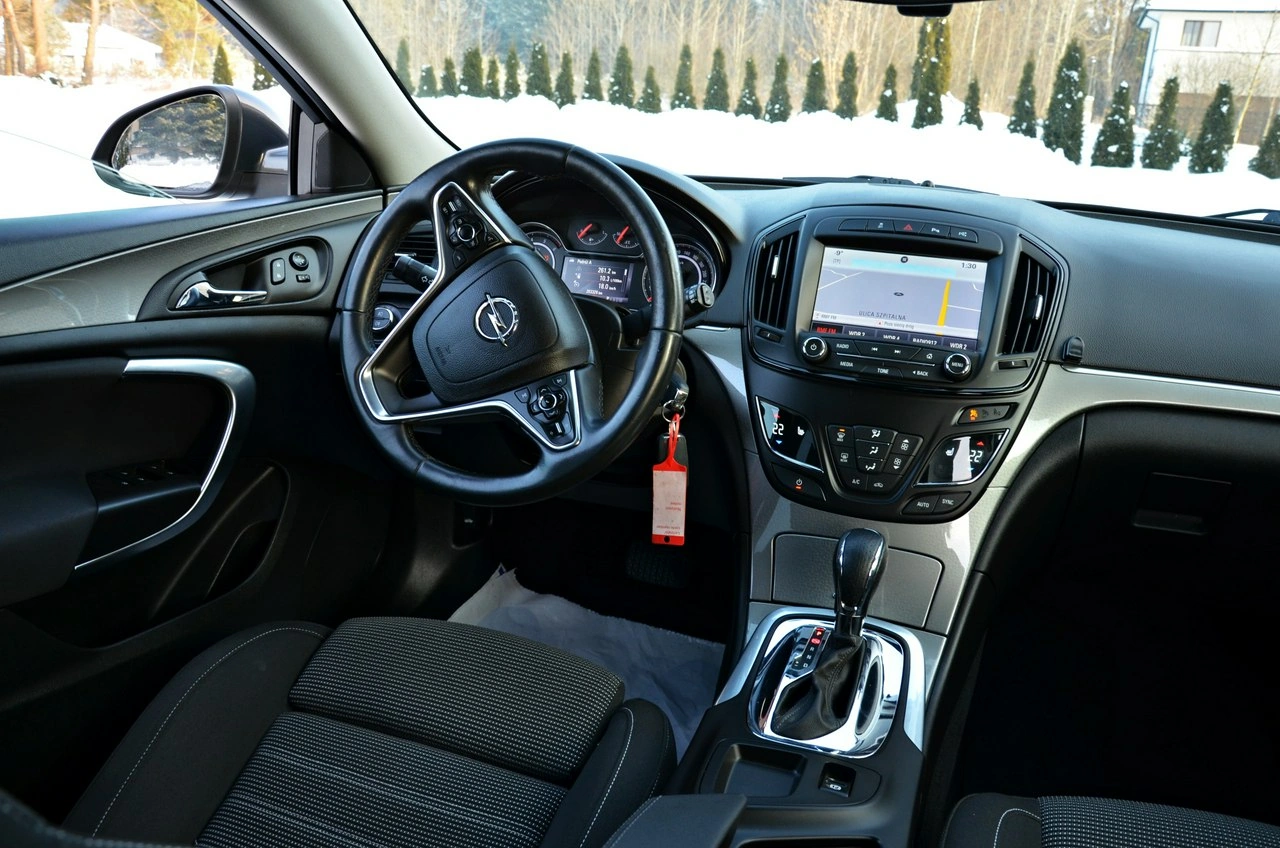Opel Insignia - Zdjęcie 35