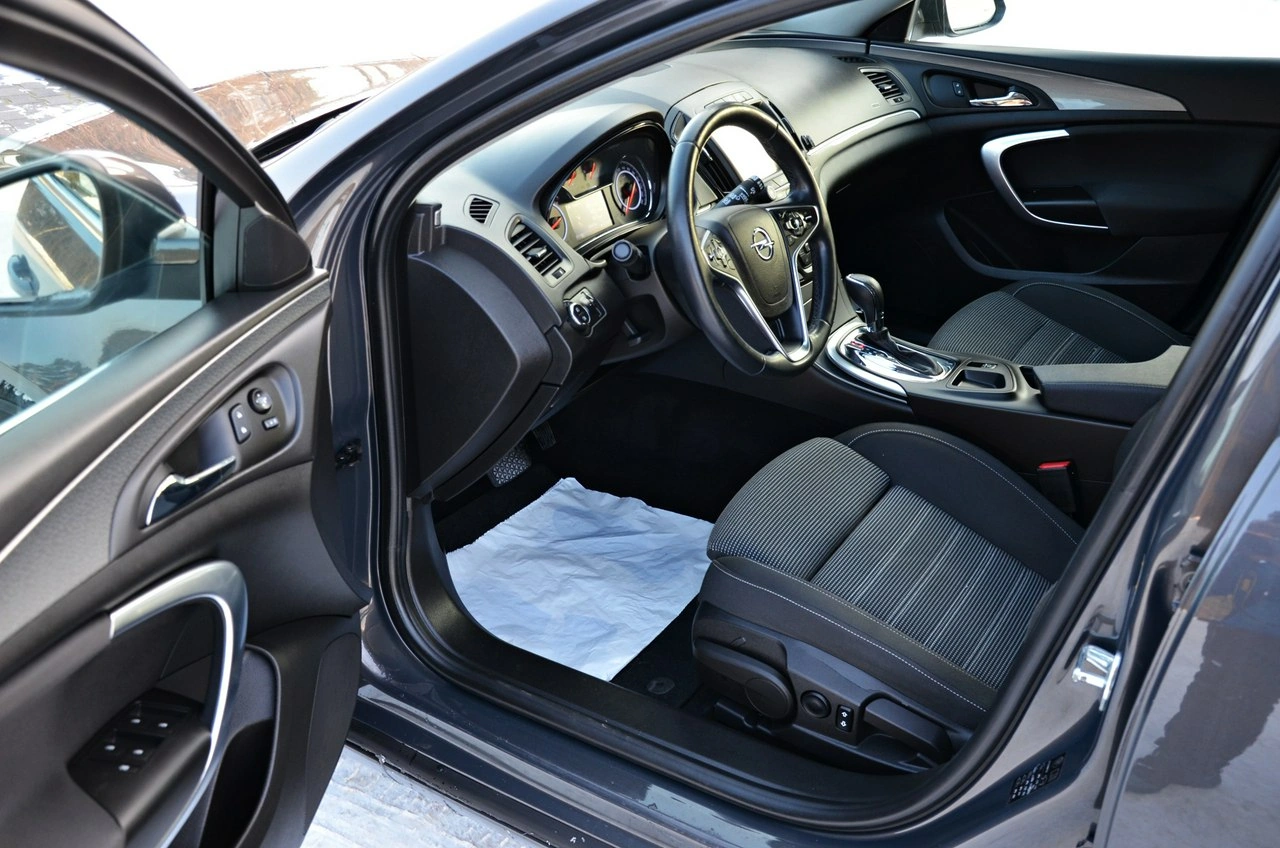 Opel Insignia - Zdjęcie 6