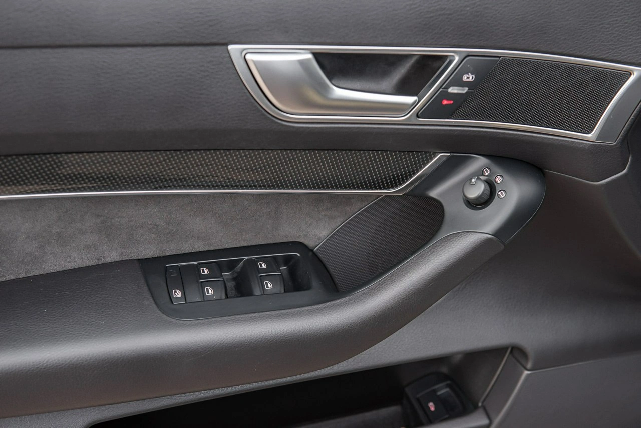 Audi S6 - Zdjęcie 35