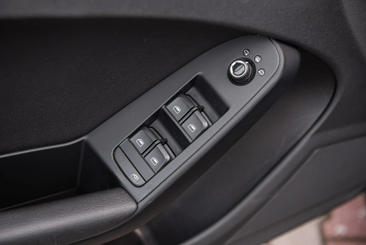 Audi A4 - Zdjęcie 23