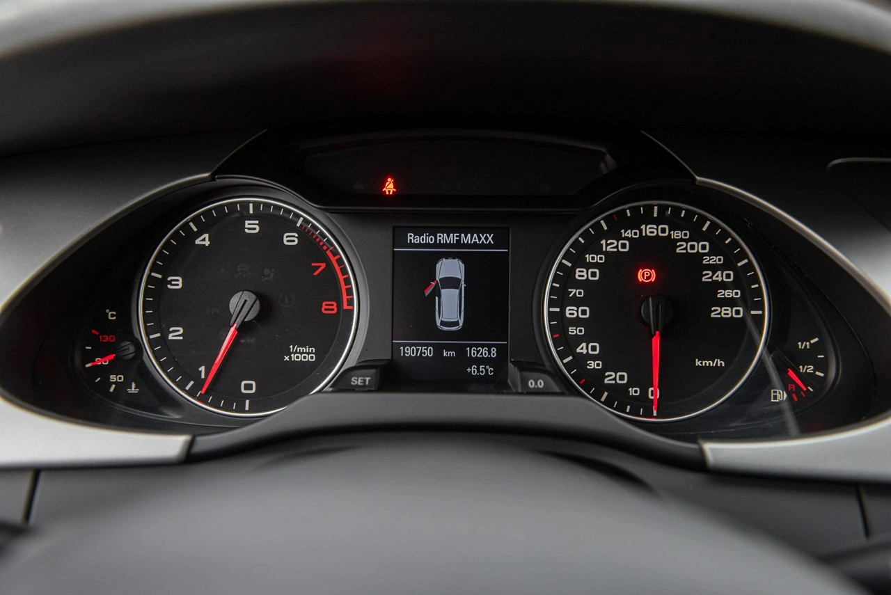 Audi A4 - Zdjęcie 26