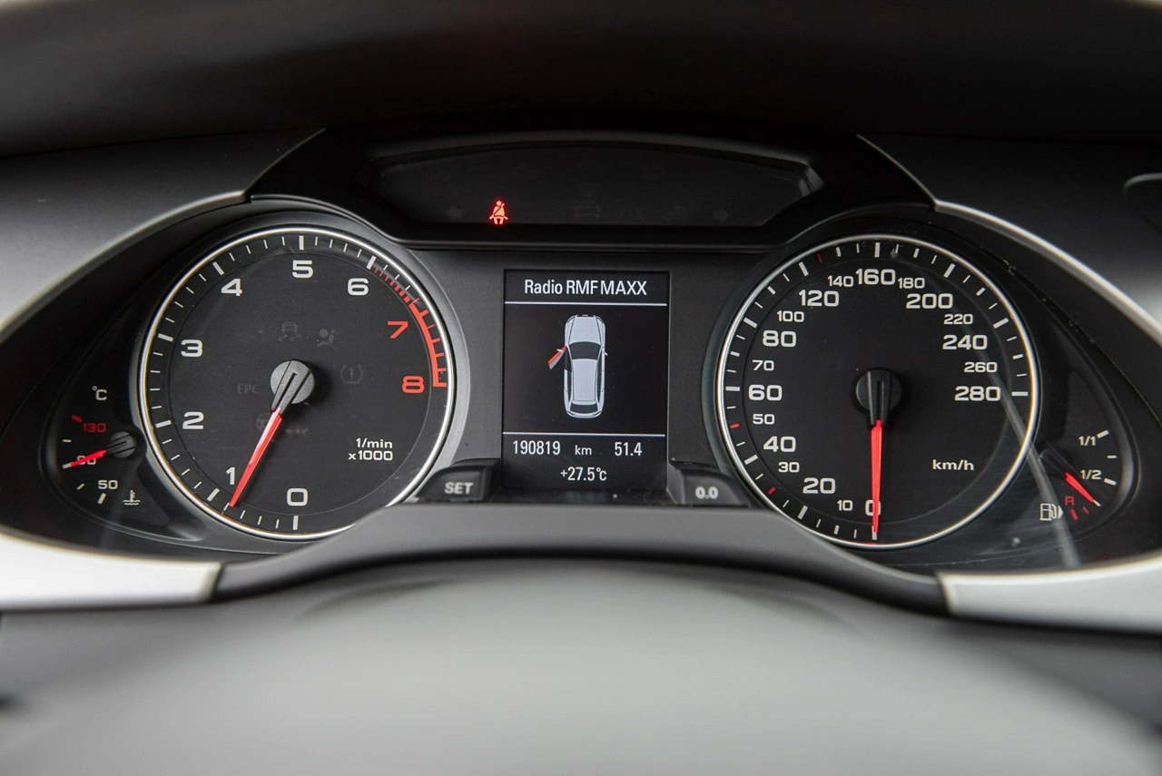 Audi A4 - Zdjęcie 26