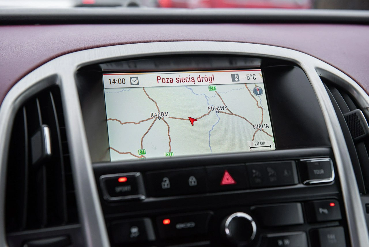 Opel Astra - Zdjęcie 18