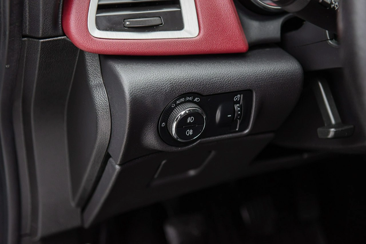 Opel Astra - Zdjęcie 25