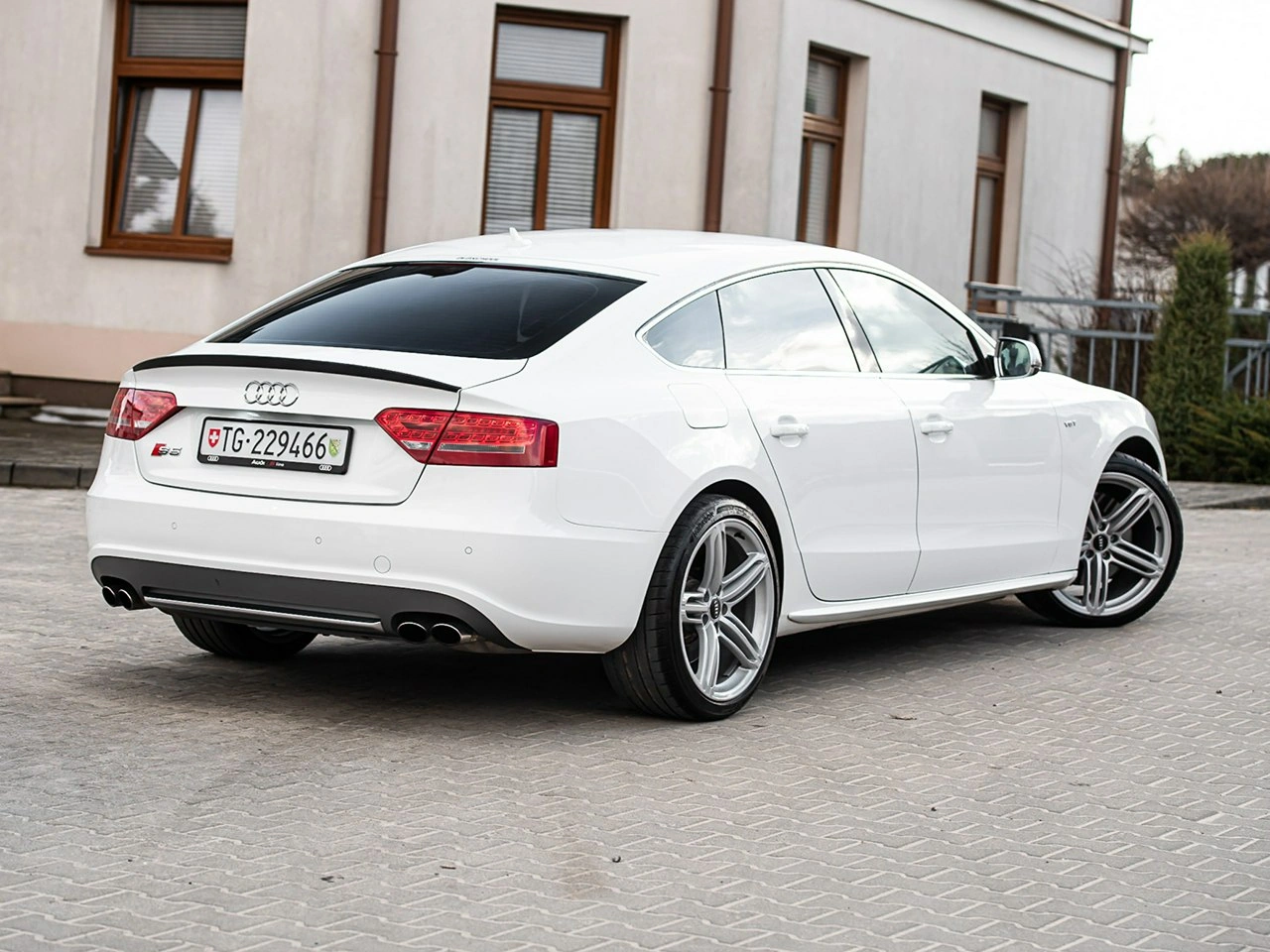 Audi S5 - Zdjęcie 16