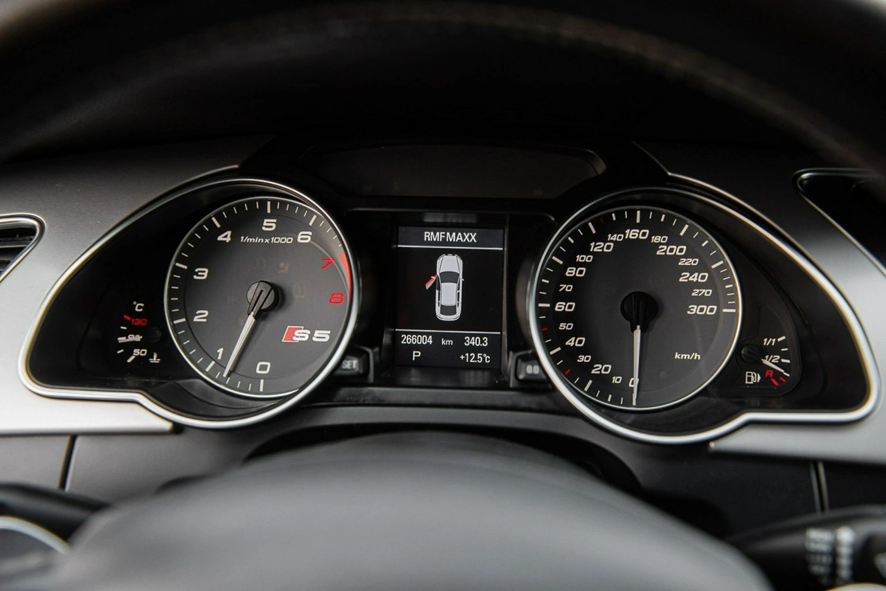 Audi S5 - Zdjęcie 28